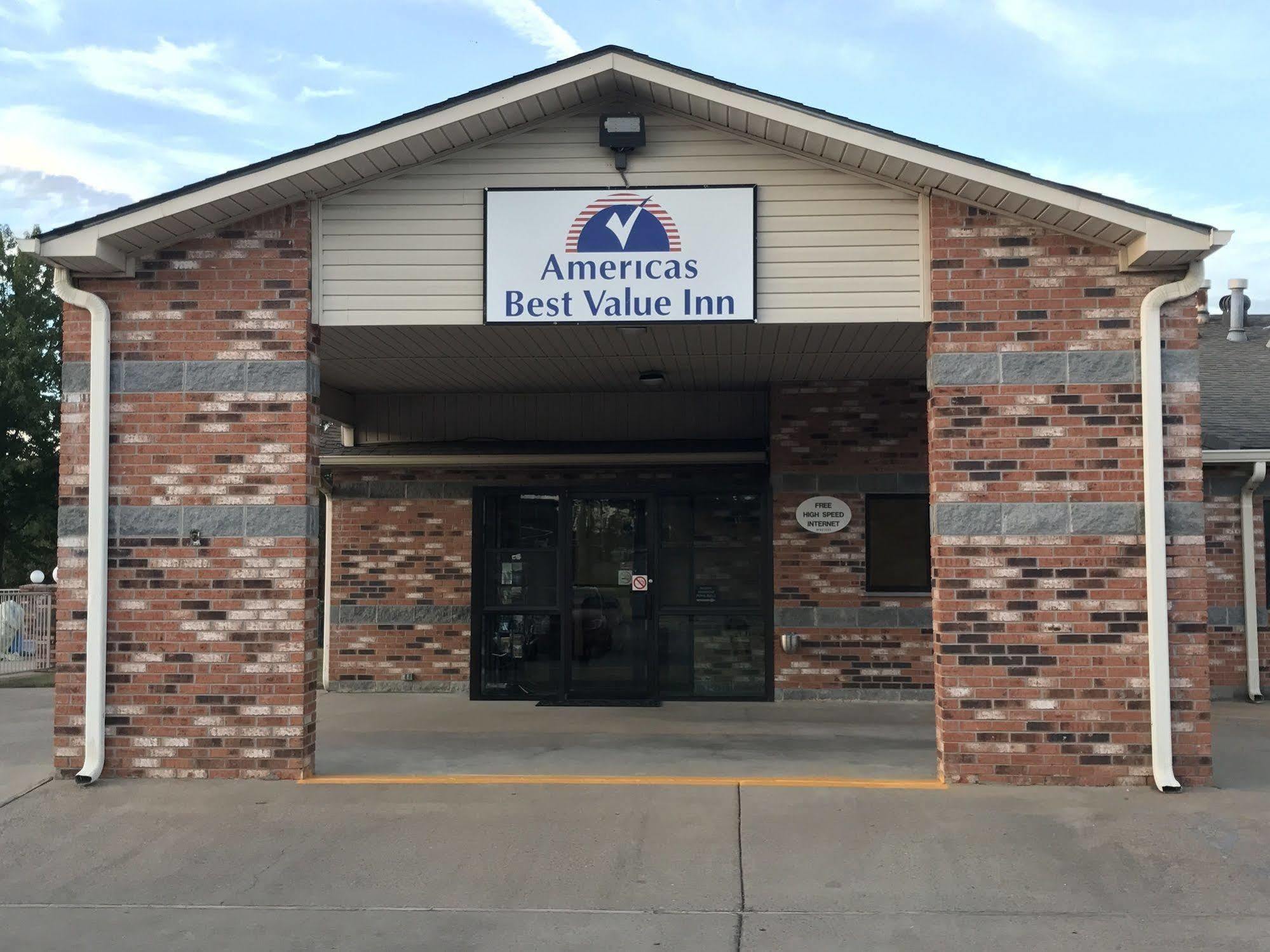 Americas Best Value Inn Cabot Ngoại thất bức ảnh